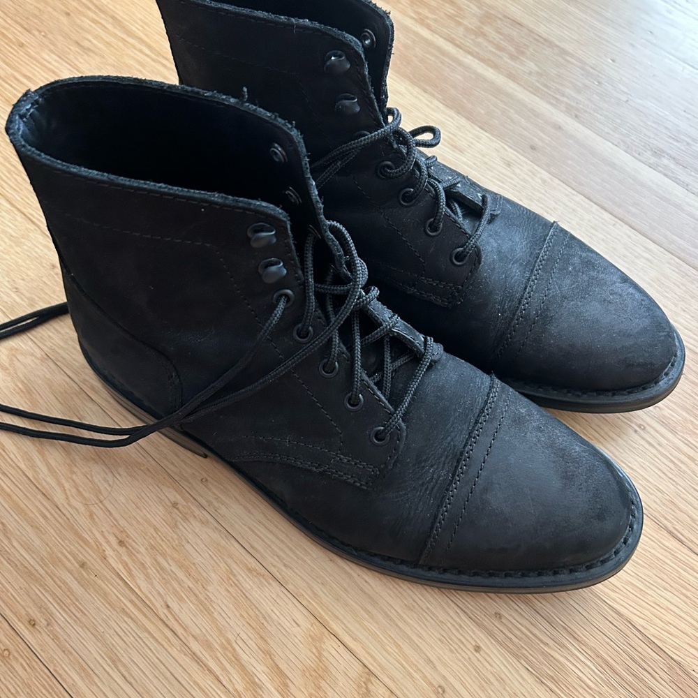 Thursday Boot - Captain size 9.5 worn once for a wedding, black